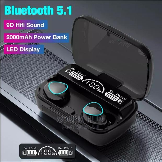 M10 Tws Earbuds · Photo 3
