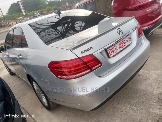 Mercedes-Benz E300 2016 Silver