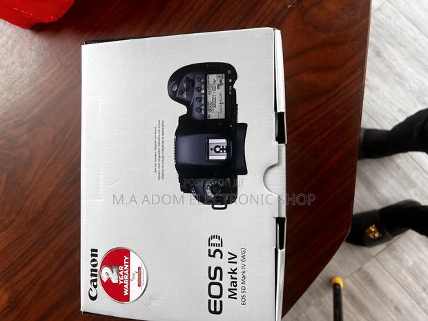Canon Eos 5d Mark Iv With Lens 24-105mm · Photo 3