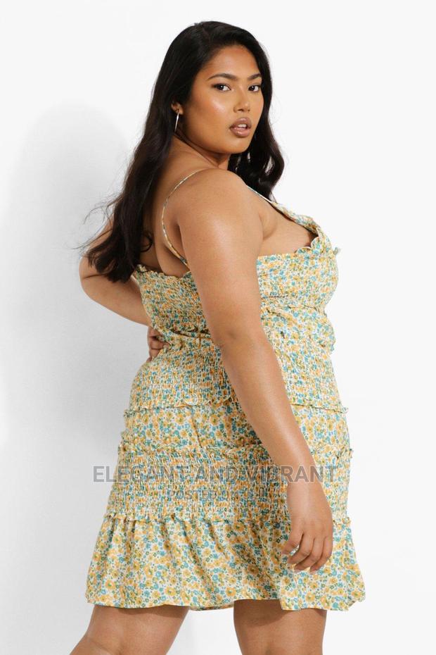 Beautiful Ladies Uk Dress · Photo 4