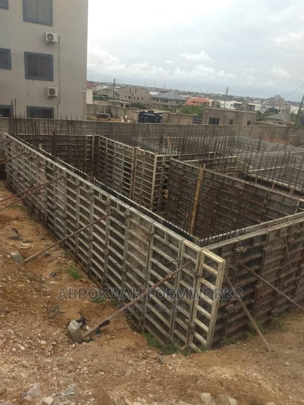Formworks/Acrojacks/Scaffolds/Metals/Tiles/Paint/Machines photo 3