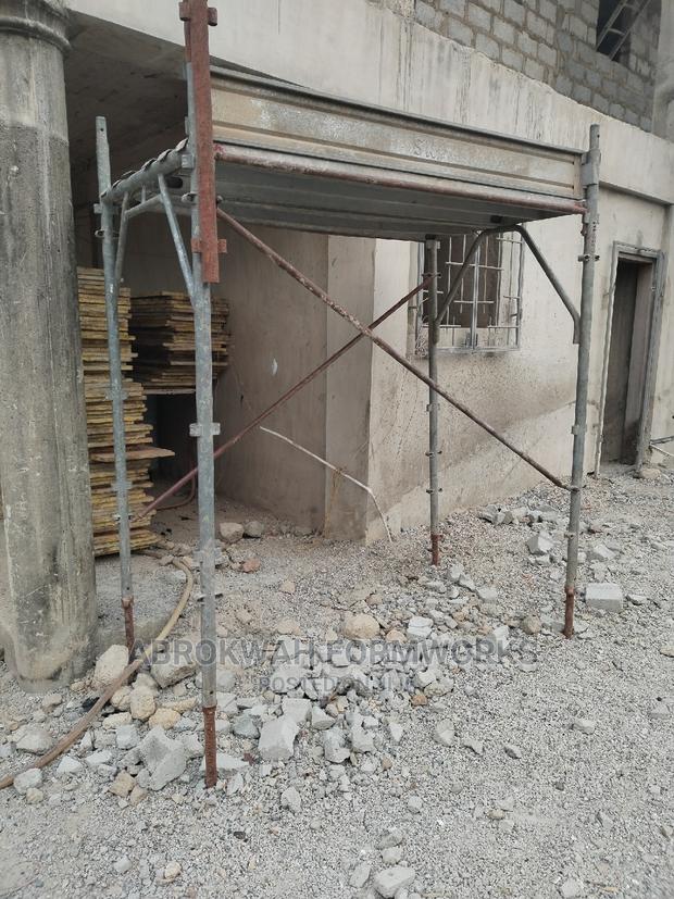 Formworks/Acrojacks/Scaffolds/Metals/Tiles/Paint/Machines photo 4