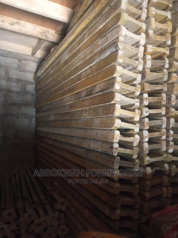 Formworks/Acrojacks/Scaffolds/Metals/Tiles/Paint/Machines photo 6