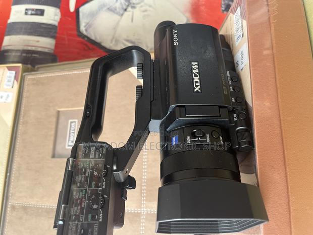 Sony PWX 70 Camcorder Fullhd · Photo 2