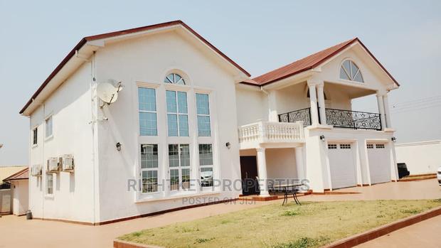 9bdrm Mansion in Rightkey, Kumasi Metropolitan for Sale · Photo 4