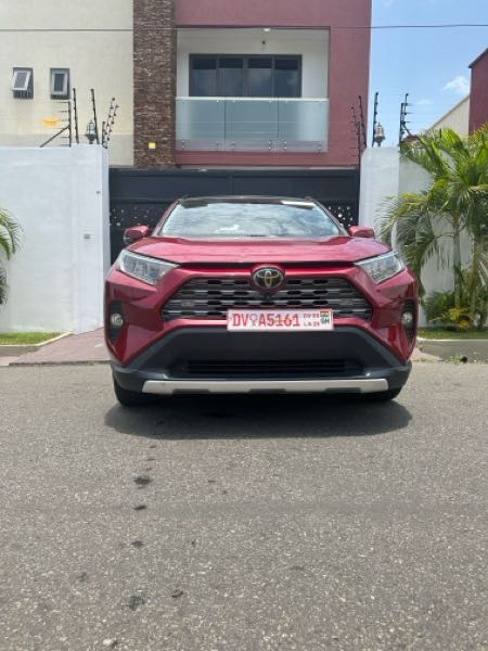 Toyota RAV4 Limited 2021 Red