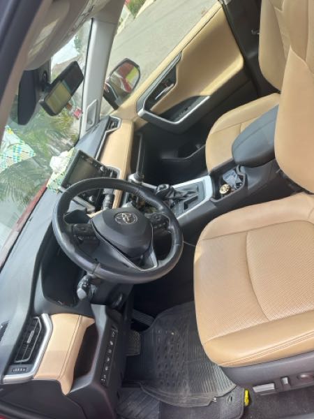 Toyota RAV4 Limited 2021 Red