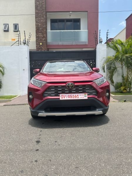 Toyota RAV4 Limited 2021 Red