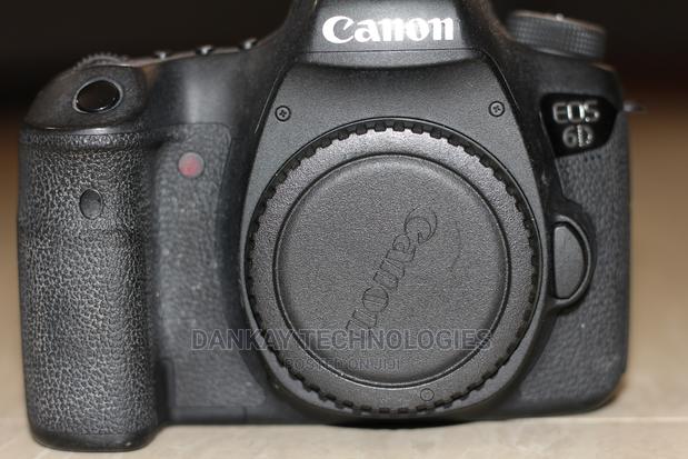 Canon 6d Body With Battery and Charger · Photo 3