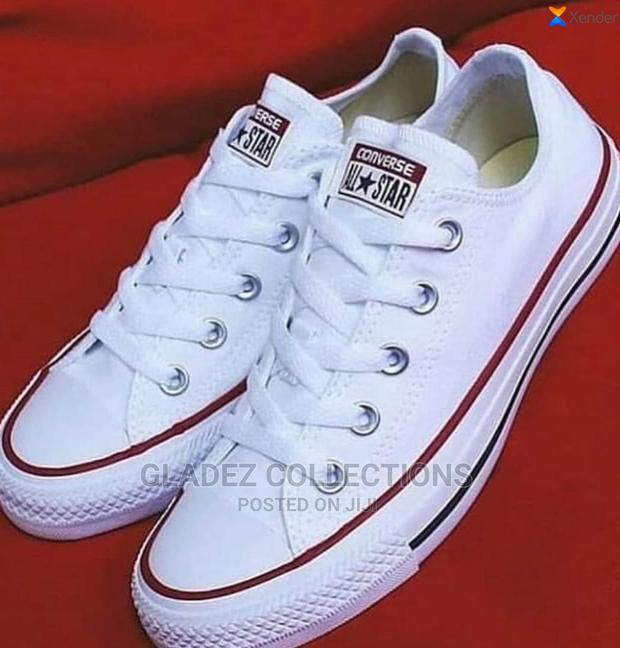 Canvas Shoes · Photo 3