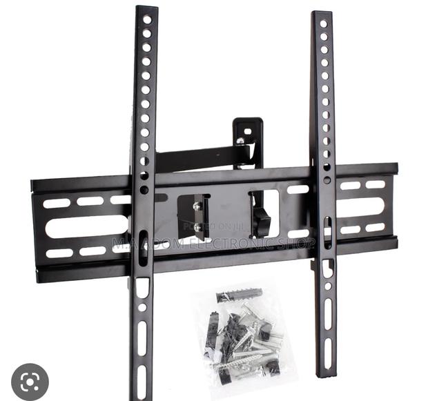 Single Articulating Adjustable Wall Mount 32”-55” · Photo 2
