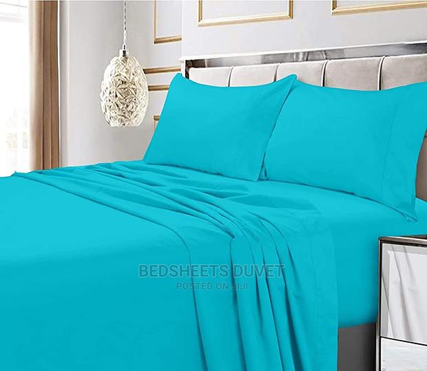 2 Bedsheets and Four Pillow Cases · Photo 2