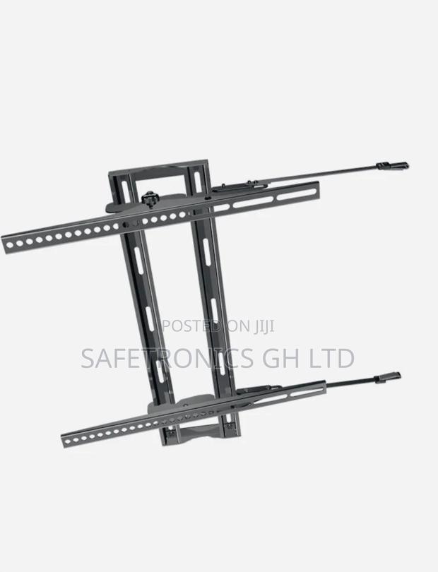 Tilting Wall Mount for Flat-Panel TVS 32” – 55” · Photo 2