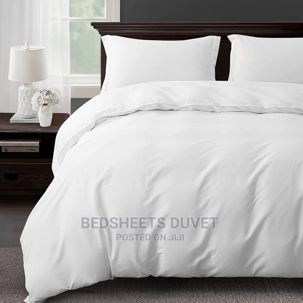 7pcs White Duvet Set · Photo 2