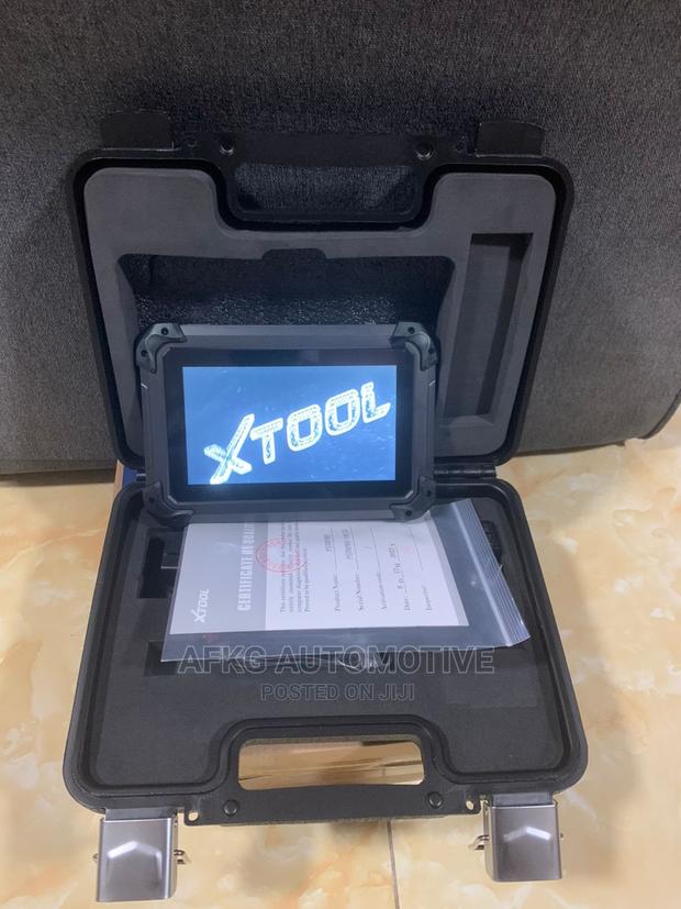 Xtool PS70 Pro Smart Diagnostic Scanner photo 3