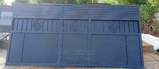 BB Sliding Gate · Photo 2