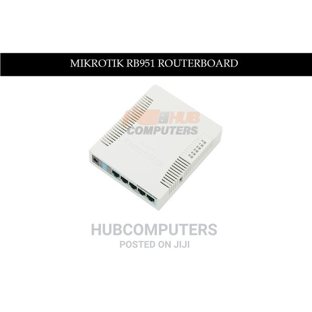 Mikrotik Rb951Ui - 2HnD Routerboard · Photo 2