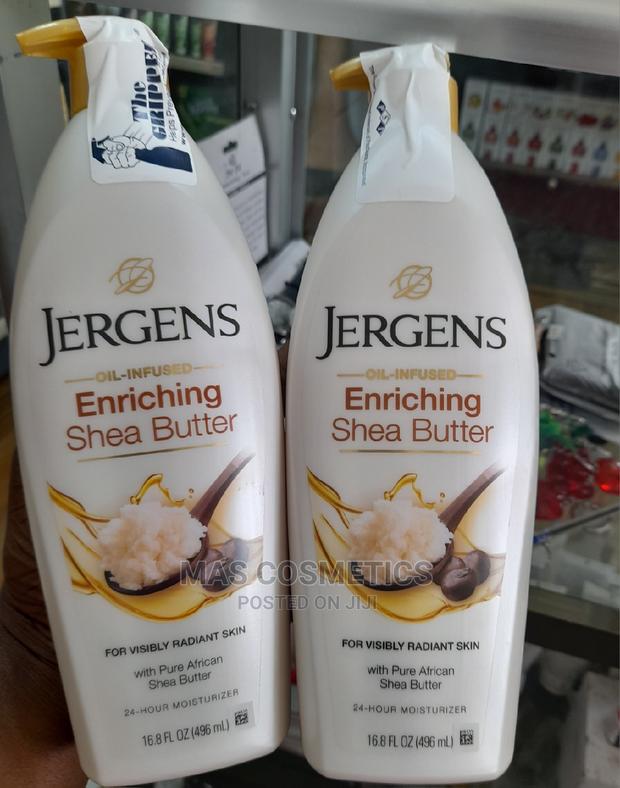 Jergens Enriching Shea Butter Lotion · Photo 4