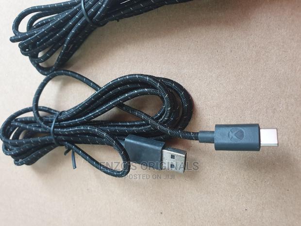 USB to USB-C Charging and DATA Cable 3M Length Braided · Photo 4