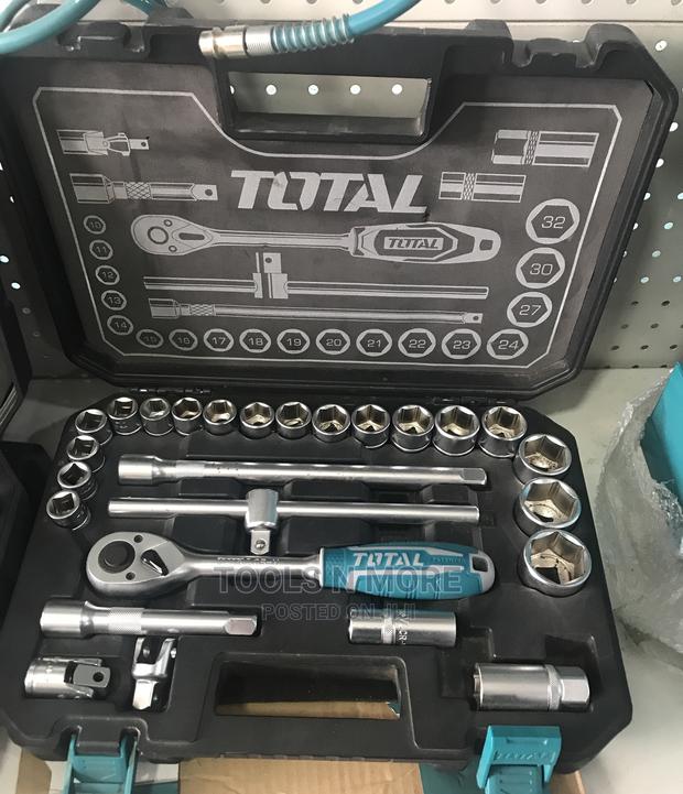 TOTAL 25pcs 1/2” Socket Set · Photo 2