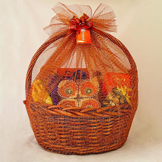 Mom's Treat Basket · Photo 2