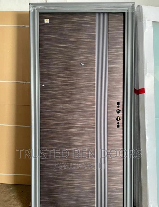 Paladin Doors With Colors And Designs At Wholesale Price · Photo 2