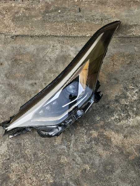 Honda C-HR headlight 2020 driver side