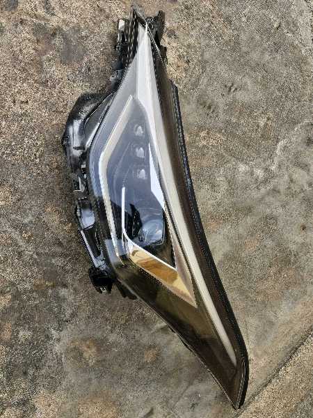 Honda C-HR headlight 2020 driver side