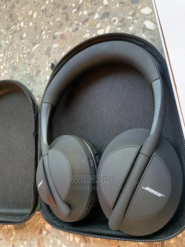 Super Bose 700 Headphone · Photo 3
