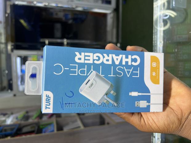 Turf Typec Fast Charger · Photo 1