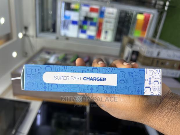 Turf Typec Fast Charger · Photo 4