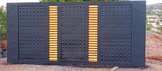Quality Metal Sliding Gate · Photo 3