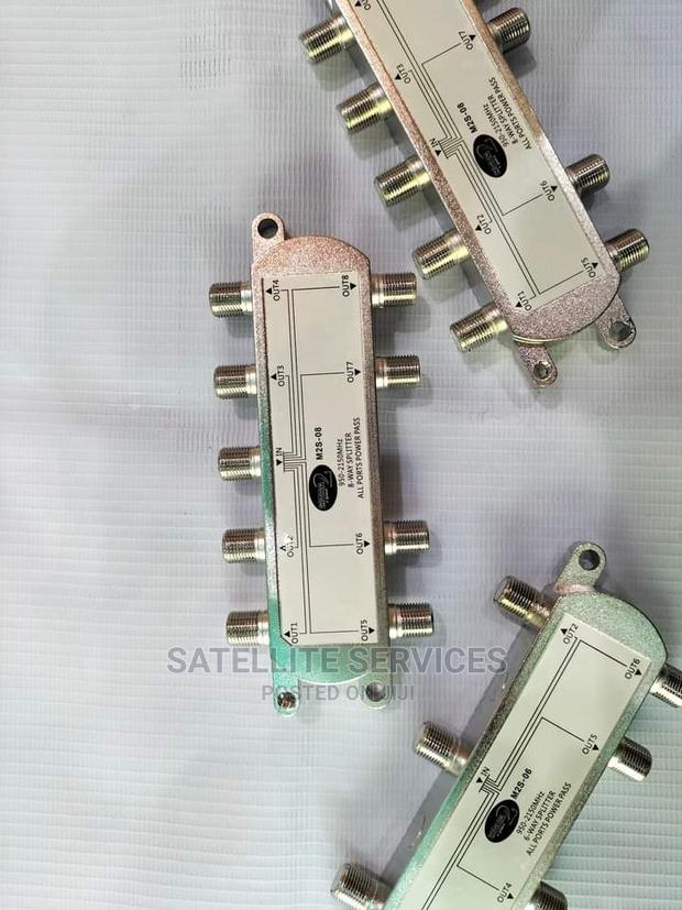 Signal Amplifier and Splitter photo 3