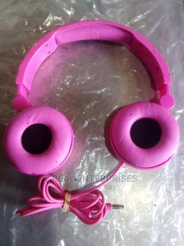 Quality Pink Headphones photo 2