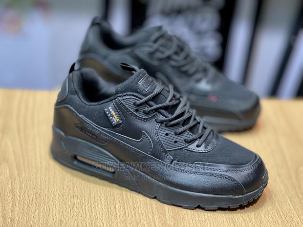 Nike Air Max 90 Surplus · Photo 3