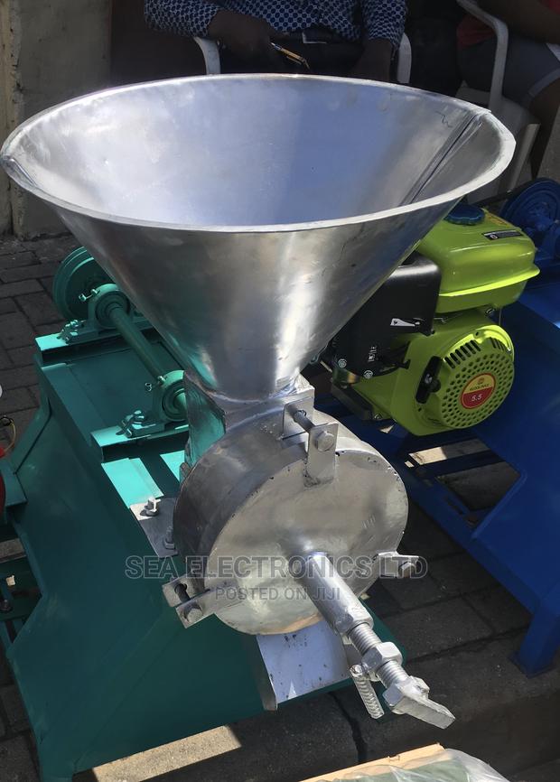 Quality Pepper Grinders · Photo 2