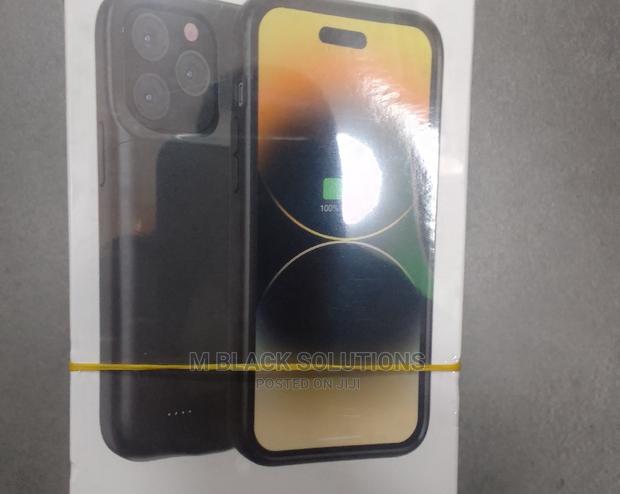 iPhone 14 Pro Battery Case · Photo 4