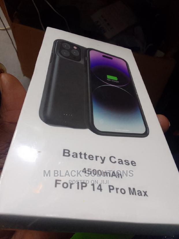 iPhone 14 Pro Max Battery Case · Photo 4