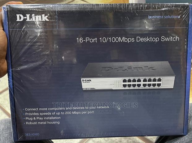 D-Link 16-Port 10/100mbps Desktop Switch · Photo 3