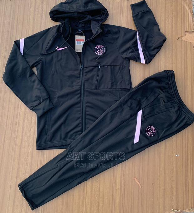 Tottenham Spurs Tracksuit · Photo 4