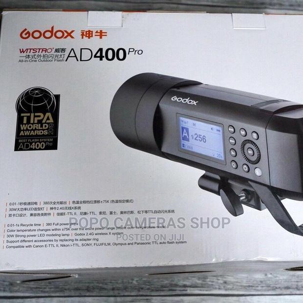 Godox Ad400 Pro Strobe Light · Photo 2