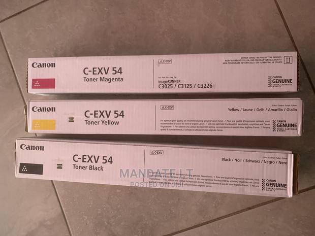 Canon Ir3025i · Photo 2