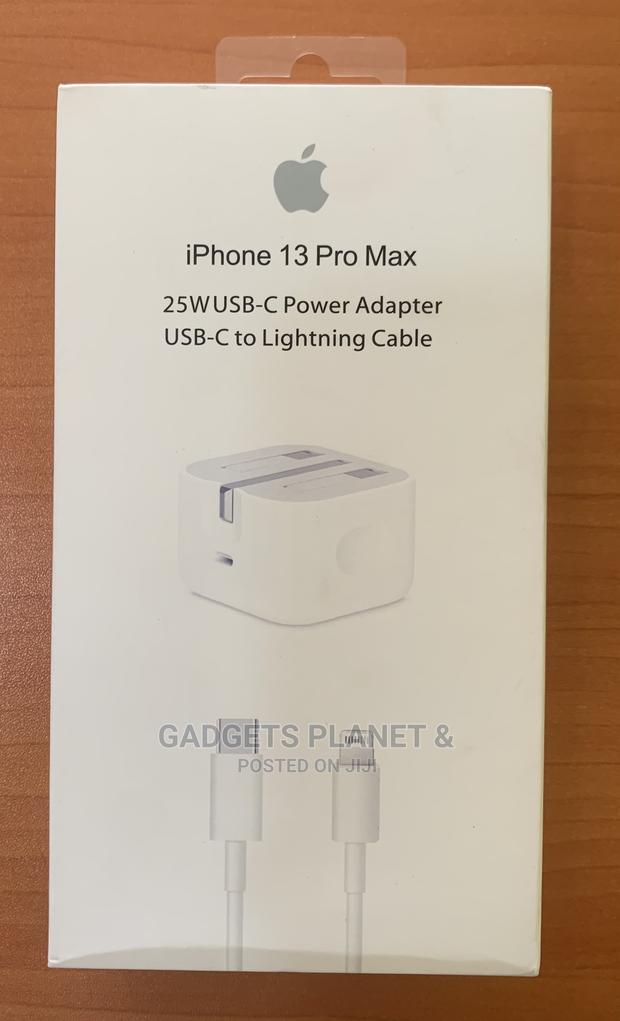 Apple iPhone USB C to Lightening Complete Charger - 25W · Photo 3