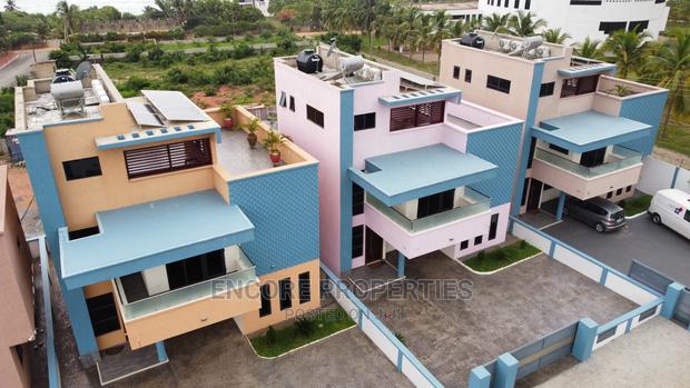 Furnished 4bdrm Townhouse/Terrace in Encore Properties, Weija for Sale · Photo 2