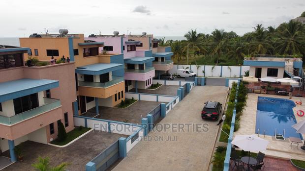 Furnished 4bdrm Townhouse/Terrace in Encore Properties, Weija for Sale · Photo 3