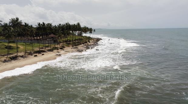 10 Plots of Beach Land Now Selling at Gomoa Fetteh · Photo 1