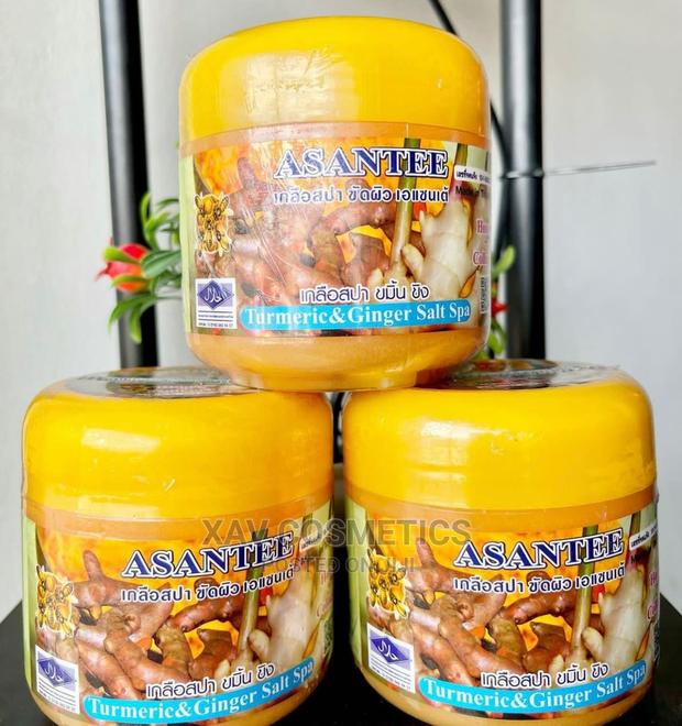 Asantee Turmeric and Ginger Salt Body · Photo 2