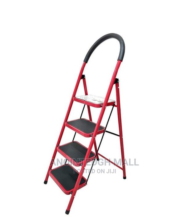 Folding Ladder 4 Steps - Red/Black · Photo 2