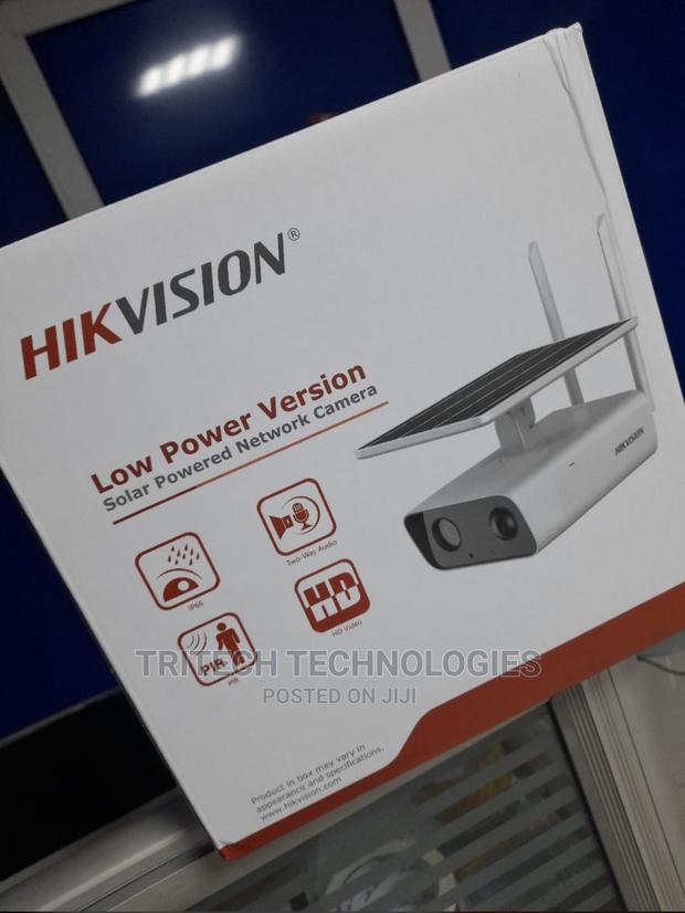 Hikvision 4mp Solar-Powered Security Camera · Photo 3