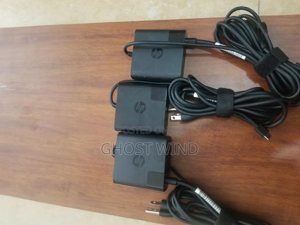 Type C Chargers by HP · Photo 4